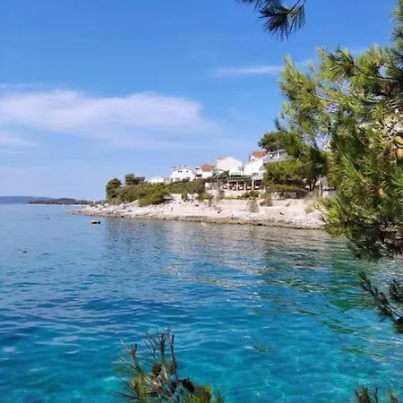 Apartamento Ciovo Near The Sea In Okrug *