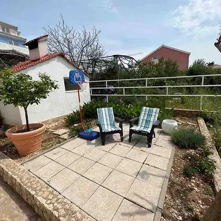 Ciovo Near The Sea In Okrug Apartamento *