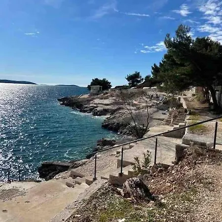 Ciovo Near The Sea * تروغير