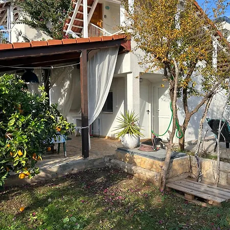 Ciovo Near The Sea In Okrug *