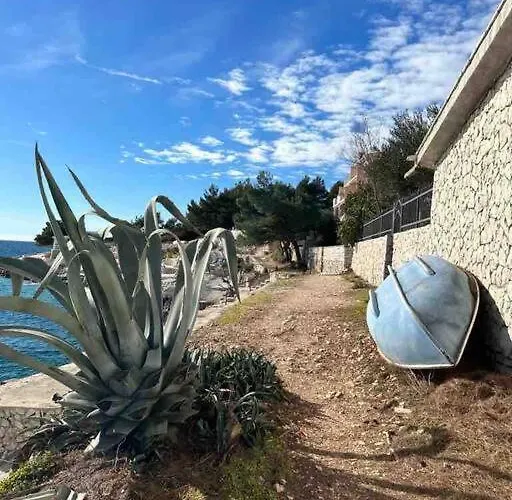 Ciovo Near The Sea In Okrug * Trogir