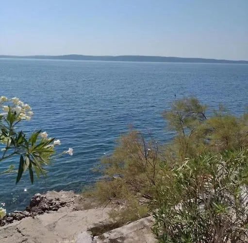 Apartament Ciovo Near The Sea In Okrug *