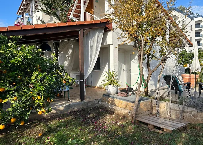 Ciovo Near The Sea In Okrug *